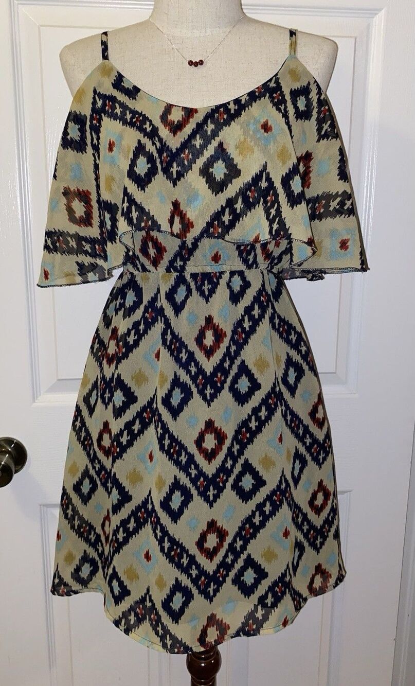 Indulge Bohemian Geometric Chiffon Ruffle Cold Shoulder V-Neck Dress M